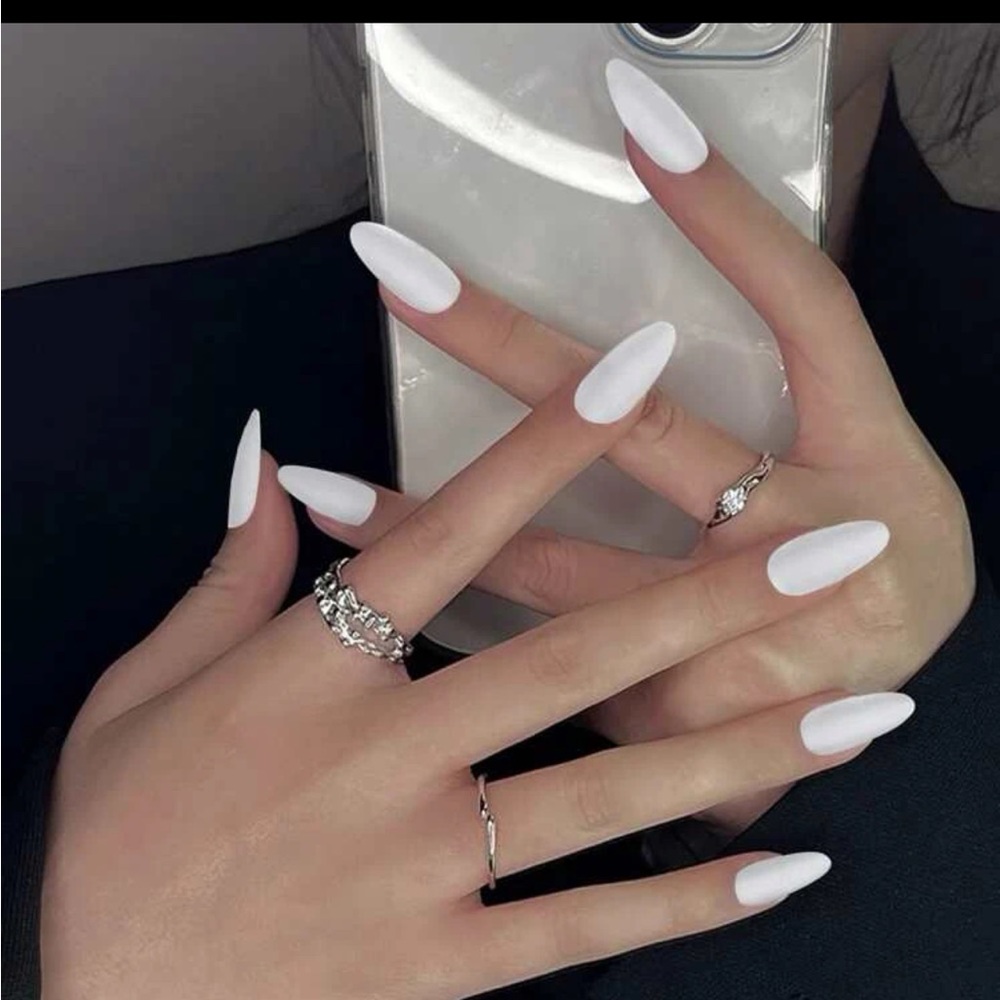 24 piece Almond Shape Fake Nails